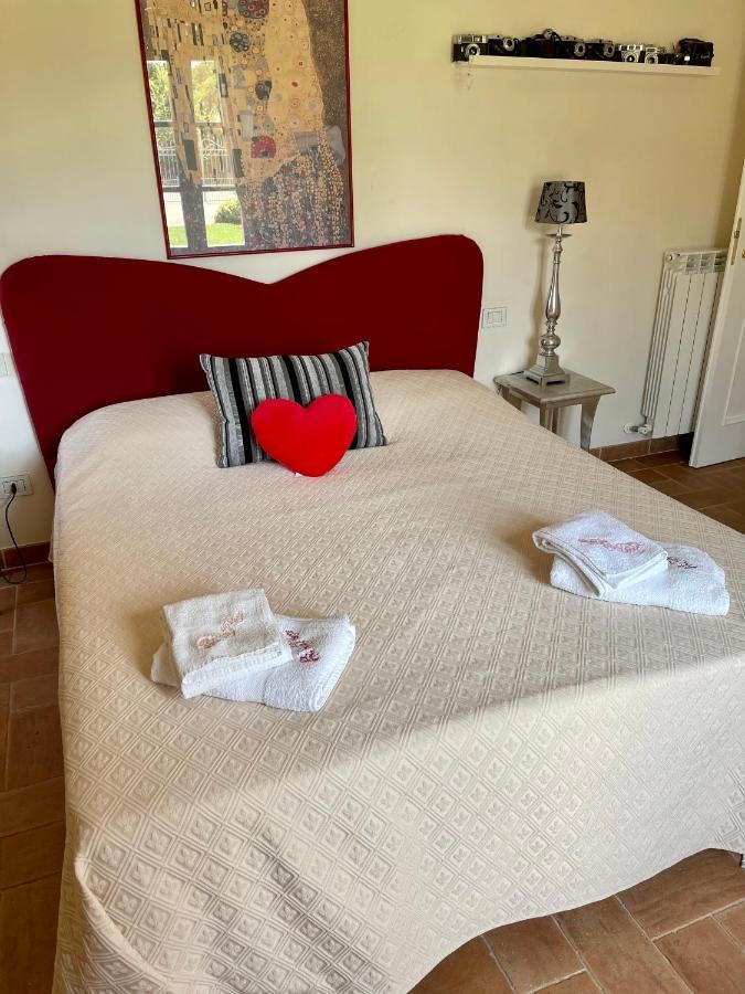 Appartamento La Posta Di Bacco Gualdo Cattaneo Esterno foto